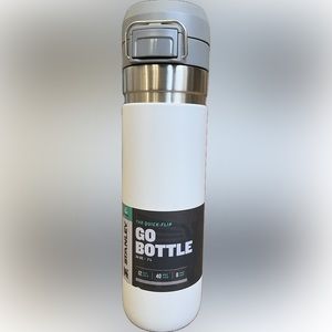 NWT Stanley GO The Quick Flip GO Bottle 24OZ